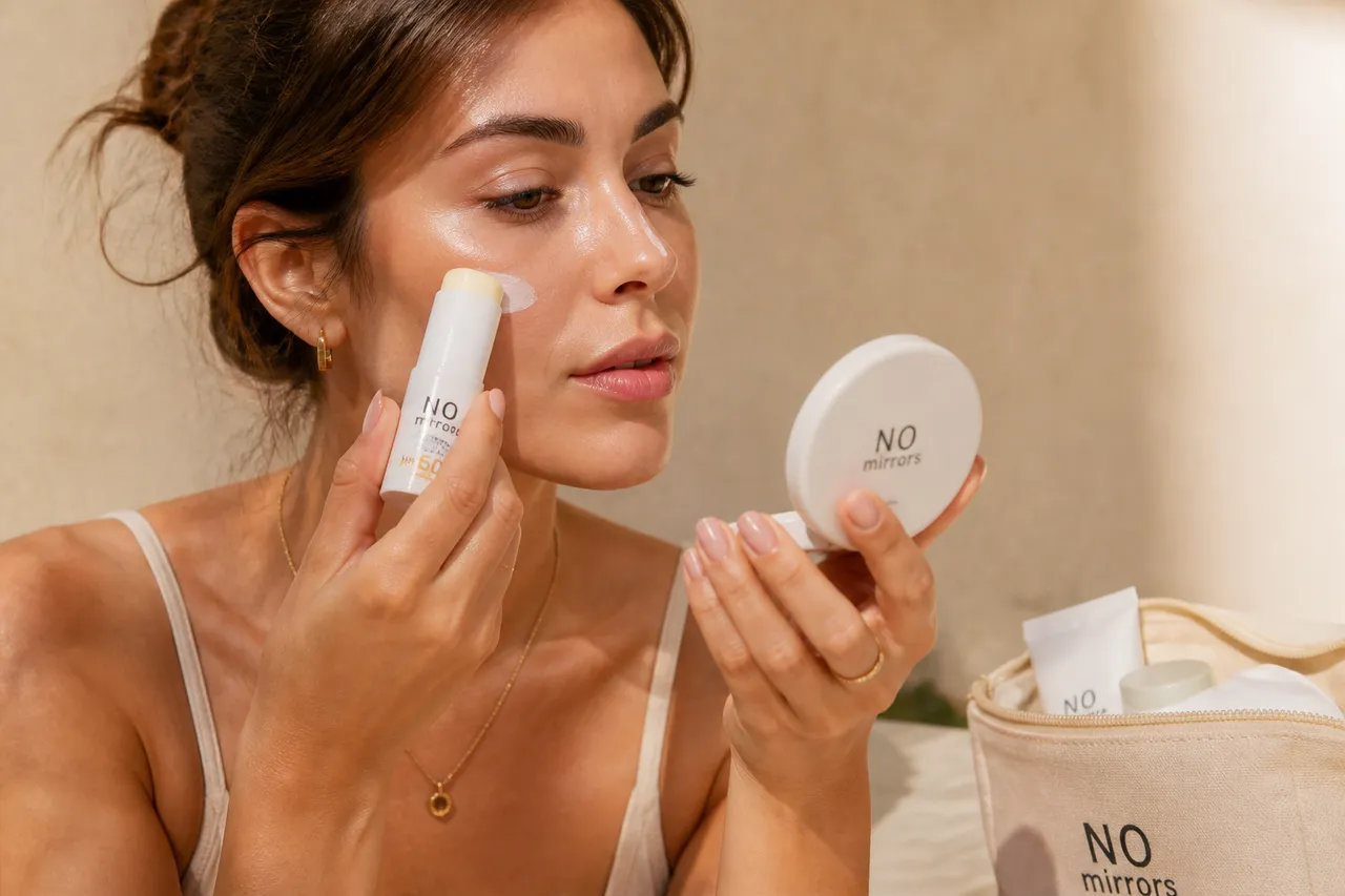 aplicare corectă SPF peste machiaj