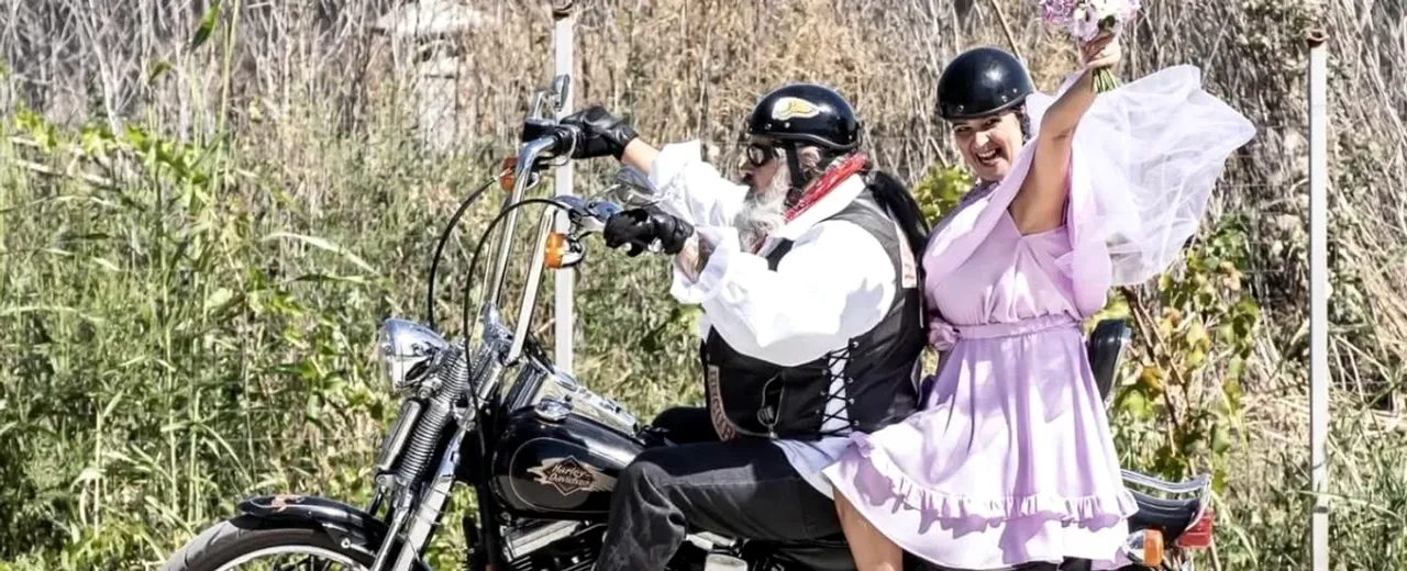 Nouria Nouri e căsătorită cu motociclistul Radu