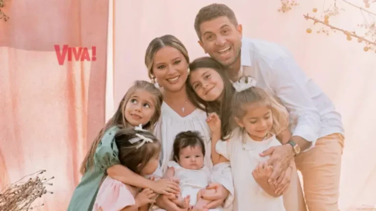 Laura Cosoi, portret de familie alături de cele cinci fiice: imagini emoționante