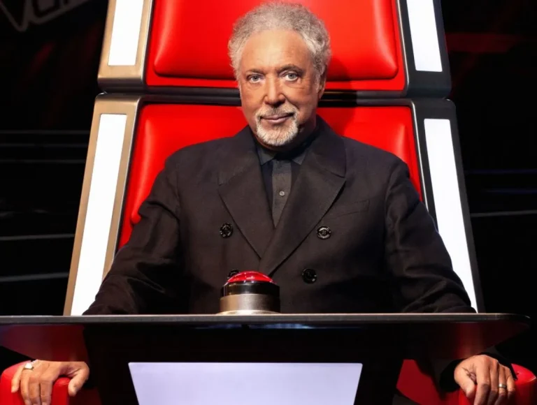 Tom Jones nu mai revine în juriul „The Voice UK” după 13 sezoane
