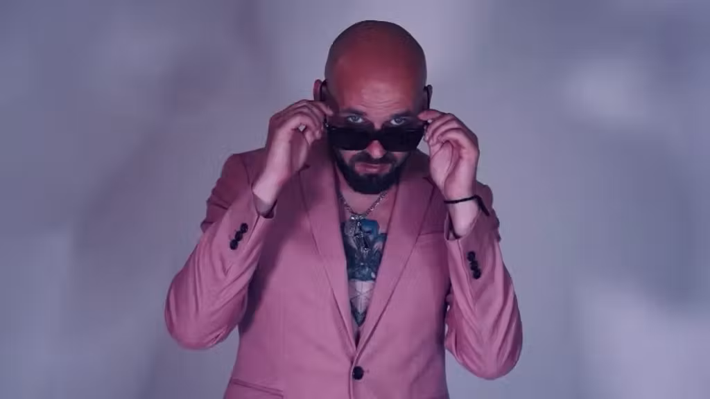 Nosfe revine cu „Cristale”, piesa lansată postum alături de Daria Lupi