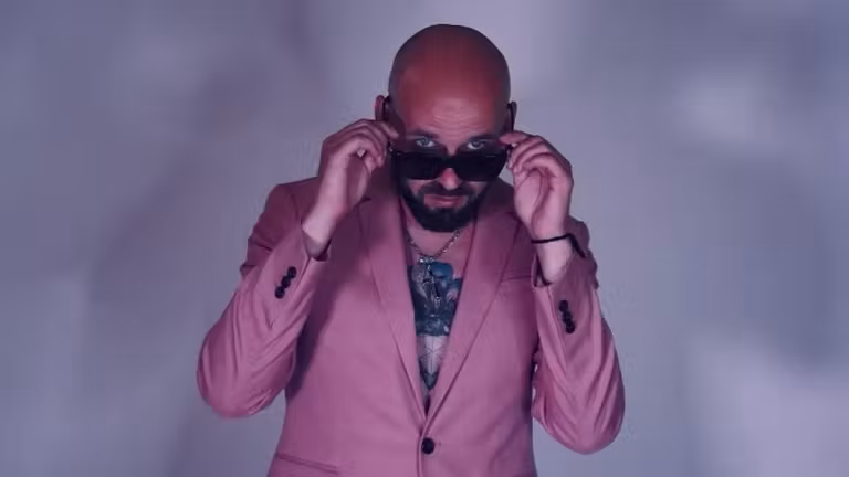 Nosfe revine cu „Cristale”, piesa lansată postum alături de Daria Lupi