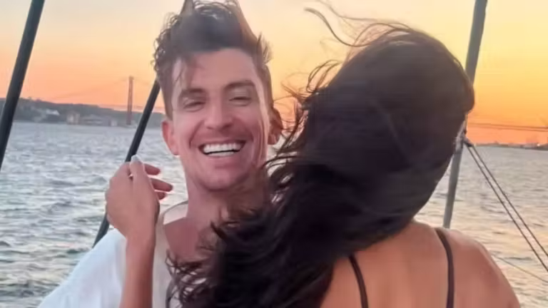 Rareș Cojoc și Claudia Dumitru, vacanță în Mauritius alături de cei trei copii